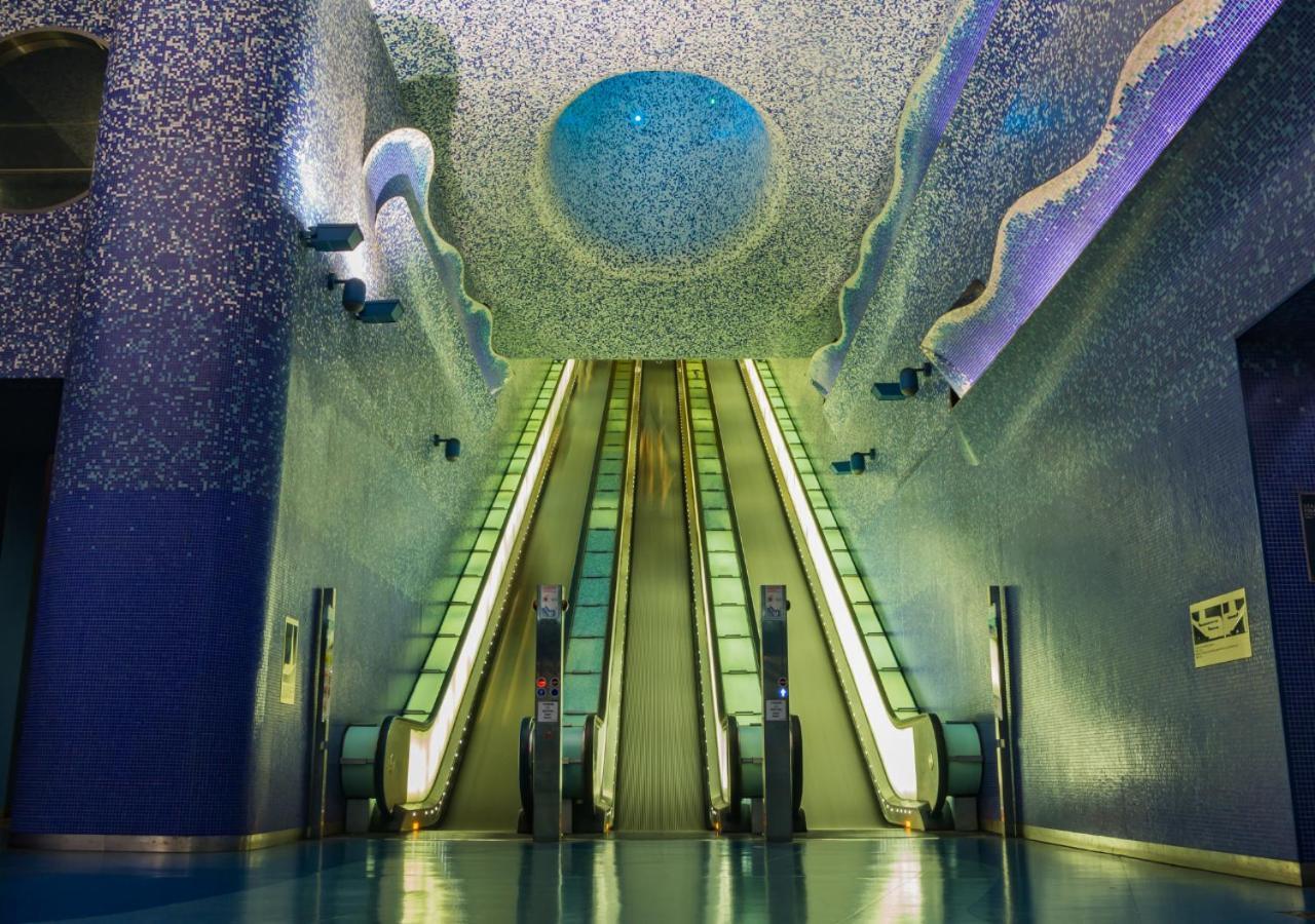 Metro Amedeo - Stanza Privata Con Vasca Idromassaggio Appartement Napels Buitenkant foto