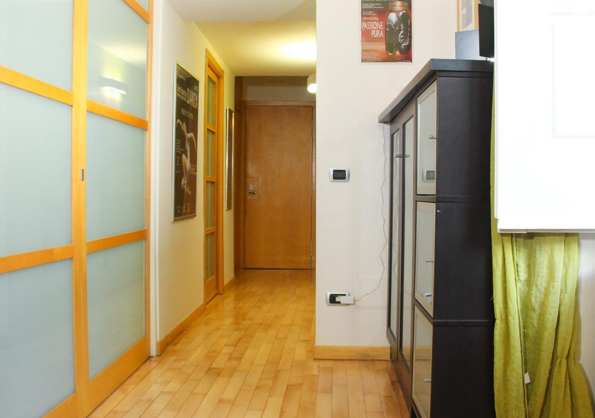 Metro Amedeo - Stanza Privata Con Vasca Idromassaggio Appartement Napels Buitenkant foto