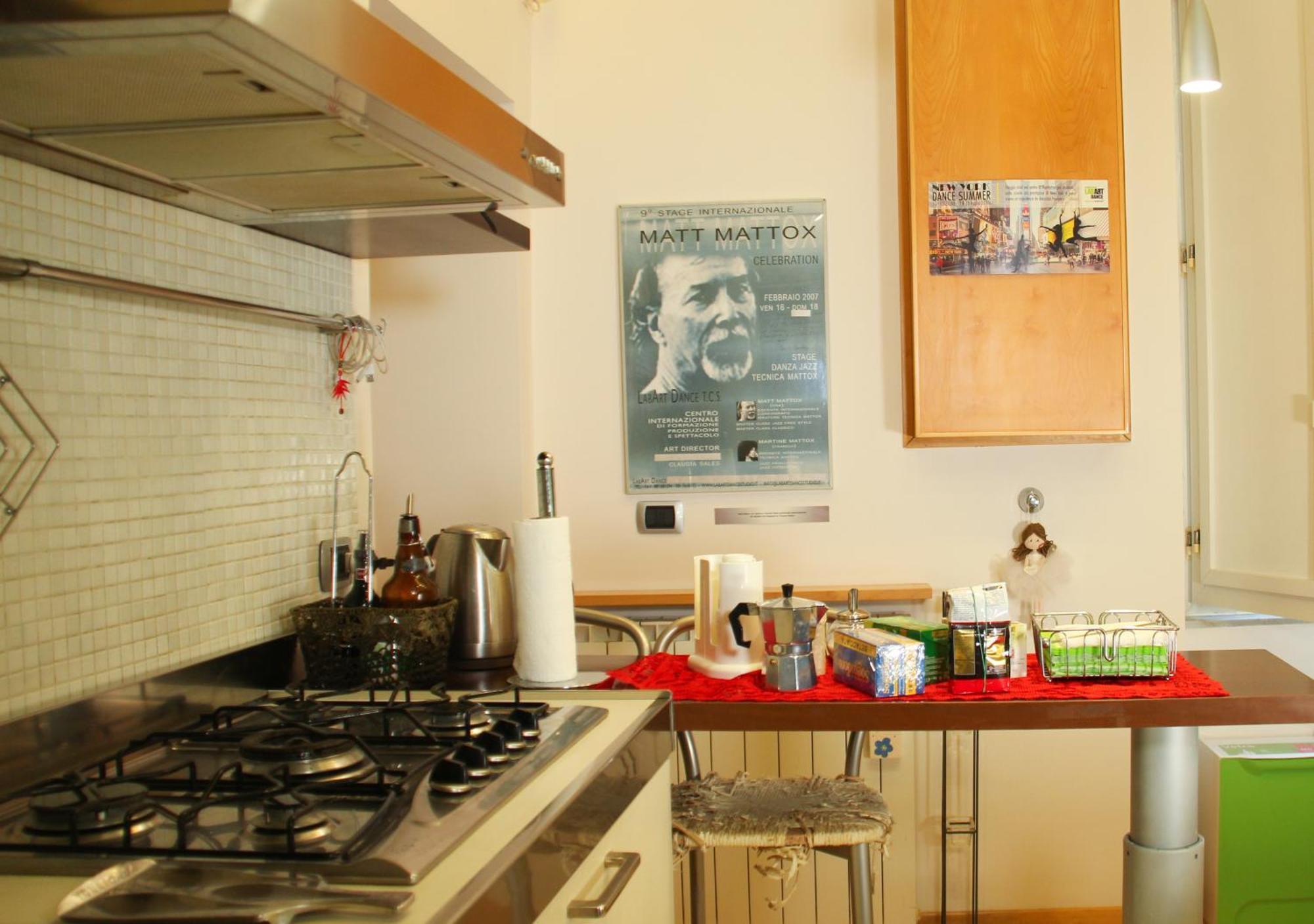 Metro Amedeo - Stanza Privata Con Vasca Idromassaggio Appartement Napels Buitenkant foto
